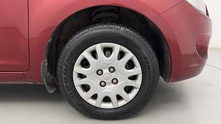 Used 2011 Hyundai i20 [2008-2012] Magna (O) 1.2 Petrol Manual tyres RIGHT FRONT TYRE RIM VIEW