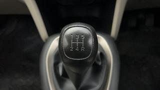 Used 2022 Hyundai New Santro 1.1 Sportz Executive CNG Petrol+cng Manual interior GEAR  KNOB VIEW