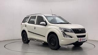 Used 2015 Mahindra XUV500 [2015-2018] W4 Diesel Manual exterior RIGHT FRONT CORNER VIEW