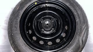 Used 2017 Ford Figo [2015-2019] Titanium 1.2 Ti-VCT Petrol Manual tyres SPARE TYRE VIEW
