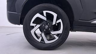 Used 2022 Nissan Magnite XV Petrol Manual tyres RIGHT REAR TYRE RIM VIEW