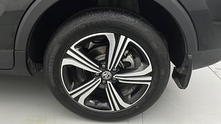 Used 2022 MG Motors Astor Sharp 1.5 CVT Petrol Automatic tyres LEFT REAR TYRE RIM VIEW