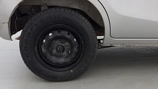 Used 2015 Maruti Suzuki Alto 800 [2012-2016] Lxi Petrol Manual tyres RIGHT REAR TYRE RIM VIEW