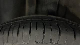 Used 2013 Ford Figo [2010-2015] Duratorq Diesel Titanium 1.4 Diesel Manual tyres RIGHT REAR TYRE TREAD VIEW