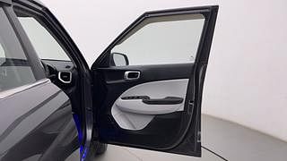 Used 2020 Hyundai Venue [2019-2022] S 1.2 Petrol Manual interior RIGHT FRONT DOOR OPEN VIEW