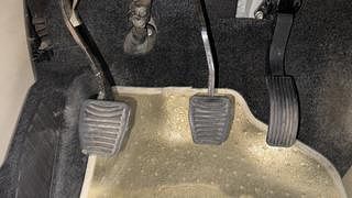 Used 2015 Mahindra XUV500 [2015-2018] W4 Diesel Manual interior PEDALS VIEW