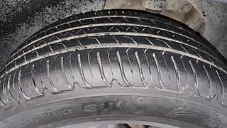 Used 2021 Tata Safari XT Plus Diesel Manual tyres RIGHT REAR TYRE TREAD VIEW