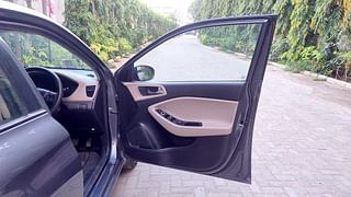 Used 2015 Hyundai Elite i20 [2014-2018] Sportz 1.2 Petrol Manual interior RIGHT FRONT DOOR OPEN VIEW