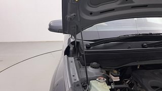 Used 2019 Hyundai Venue [2019-2022] SX Plus 1.0 Turbo DCT Petrol Automatic engine ENGINE RIGHT SIDE HINGE & APRON VIEW