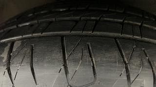Used 2018 Hyundai Creta [2018-2020] 1.6 SX OPT VTVT Petrol Manual tyres RIGHT FRONT TYRE TREAD VIEW