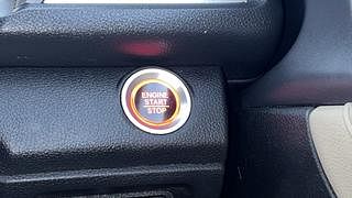 Used 2020 Honda Civic [2019-2021] ZX CVT Petrol Petrol Automatic top_features Keyless start