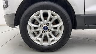 Used 2015 Ford EcoSport [2013-2015] Titanium 1.5L TDCi Diesel Manual tyres LEFT FRONT TYRE RIM VIEW