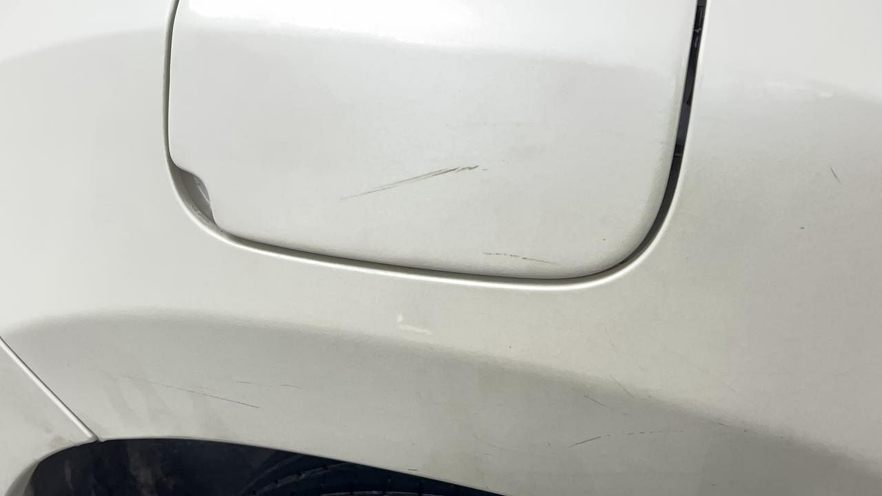 Used 2018 Renault Duster [2015-2019] 85 PS RXS MT Diesel Manual dents MINOR DENT