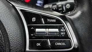 Used 2019 Kia Seltos HTX G Petrol Manual top_features Cruise control
