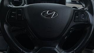Used 2014 Hyundai Xcent [2014-2017] SX Diesel Diesel Manual top_features Steering mounted controls