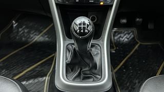 Used 2016 Maruti Suzuki S-Cross [2015-2017] Alpha 1.3 Diesel Manual interior GEAR  KNOB VIEW