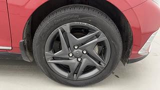 Used 2021 Hyundai New i20 Sportz 1.2 MT Petrol Manual tyres RIGHT FRONT TYRE RIM VIEW