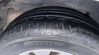 Used 2017 Toyota Corolla Altis [2017-2020] G Diesel Diesel Manual tyres RIGHT REAR TYRE TREAD VIEW