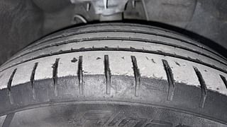 Used 2018 Hyundai Elite i20 [2018-2020] Asta 1.2 Dual Tone Petrol Manual tyres RIGHT FRONT TYRE TREAD VIEW