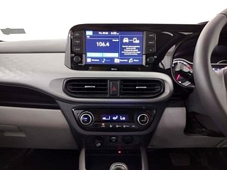 Used 2022 Hyundai Grand i10 Nios Asta AMT 1.2 Kappa VTVT Petrol Automatic interior MUSIC SYSTEM & AC CONTROL VIEW