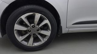 Used 2015 Hyundai Elite i20 [2014-2018] Asta 1.2 (O) Petrol Manual tyres LEFT FRONT TYRE RIM VIEW