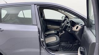 Used 2017 Hyundai Grand i10 [2017-2020] Magna 1.2 CRDi Diesel Manual interior RIGHT SIDE FRONT DOOR CABIN VIEW