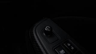 Used 2019 Maruti Suzuki Swift [2017-2021] VXI AMT Petrol Automatic top_features Adjustable ORVM