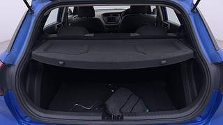 Used 2018 Hyundai Elite i20 [2018-2020] Asta CVT Petrol Automatic interior DICKY INSIDE VIEW