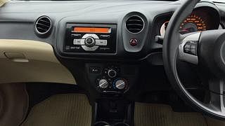 Used 2014 Honda Amaze [2013-2016] 1.2 S i-VTEC Petrol Manual interior MUSIC SYSTEM & AC CONTROL VIEW