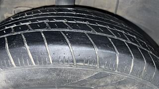 Used 2018 Hyundai Elite i20 [2018-2020] Magna Executive 1.2 Petrol Manual tyres RIGHT REAR TYRE TREAD VIEW