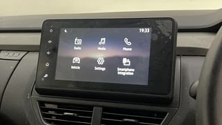 Used 2021 Renault Kiger RXZ MT Petrol Manual top_features Touch screen infotainment system