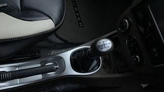 Used 2016 Renault Duster [2015-2019] 85 PS RXZ 4X2 MT Diesel Manual interior GEAR  KNOB VIEW
