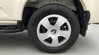 Used 2018 Mahindra Scorpio [2017-2020] S7 140 PS Diesel Manual tyres LEFT REAR TYRE RIM VIEW