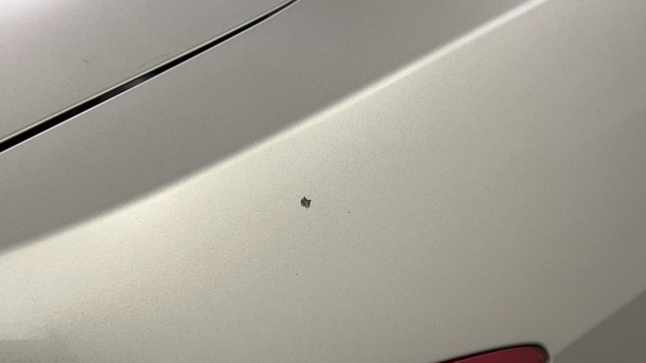 Used 2015 Toyota Corolla Altis [2014-2017] VL AT Petrol Petrol Automatic dents MINOR SCRATCH