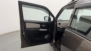 Used 2016 Maruti Suzuki Wagon R 1.0 [2010-2019] VXi Petrol Manual interior LEFT FRONT DOOR OPEN VIEW