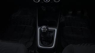 Used 2018 Maruti Suzuki Swift [2017-2021] ZXi Plus Petrol Manual interior GEAR  KNOB VIEW