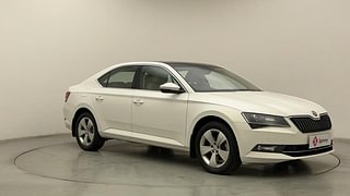 Used 2017 Skoda Superb [2016-2020] Style TSI AT Petrol Automatic exterior RIGHT FRONT CORNER VIEW