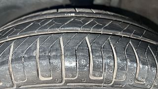 Used 2010 Maruti Suzuki Wagon R 1.0 [2006-2010] LXi Petrol Manual tyres LEFT FRONT TYRE TREAD VIEW