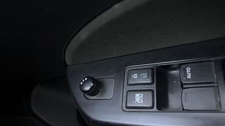 Used 2014 Maruti Suzuki Swift [2011-2017] VXi Petrol Manual top_features Adjustable ORVM