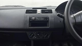 Used 2011 Maruti Suzuki Swift [2007-2011] VDi Diesel Manual interior MUSIC SYSTEM & AC CONTROL VIEW