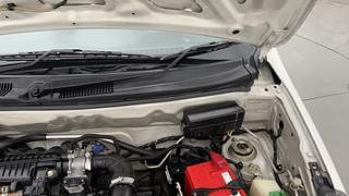 Used 2019 Maruti Suzuki Alto 800 [2016-2019] Lxi Petrol Manual engine ENGINE LEFT SIDE HINGE & APRON VIEW