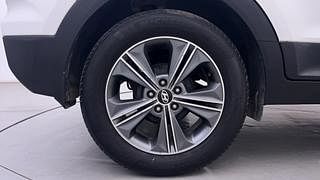 Used 2015 Hyundai Creta [2015-2018] 1.6 SX (O) Diesel Manual tyres RIGHT REAR TYRE RIM VIEW