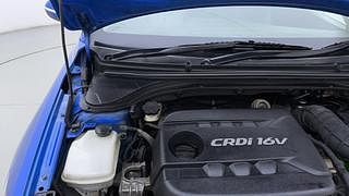 Used 2016 Hyundai Elantra [2016-2019] 1.6 SX AT Diesel Automatic engine ENGINE RIGHT SIDE HINGE & APRON VIEW