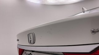 Used 2017 Honda City [2017-2020] VX CVT Petrol Automatic dents MINOR SCRATCH