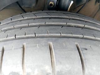 Used 2021 Maruti Suzuki Baleno [2019-2022] Alpha AT Petrol Petrol Automatic tyres LEFT FRONT TYRE TREAD VIEW