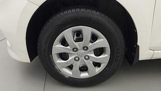 Used 2016 Hyundai Elite i20 [2014-2018] Sportz 1.2 Petrol Manual tyres LEFT FRONT TYRE RIM VIEW