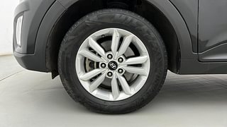 Used 2016 Hyundai Creta [2015-2018] 1.6 SX Plus Auto Diesel Automatic tyres LEFT FRONT TYRE RIM VIEW