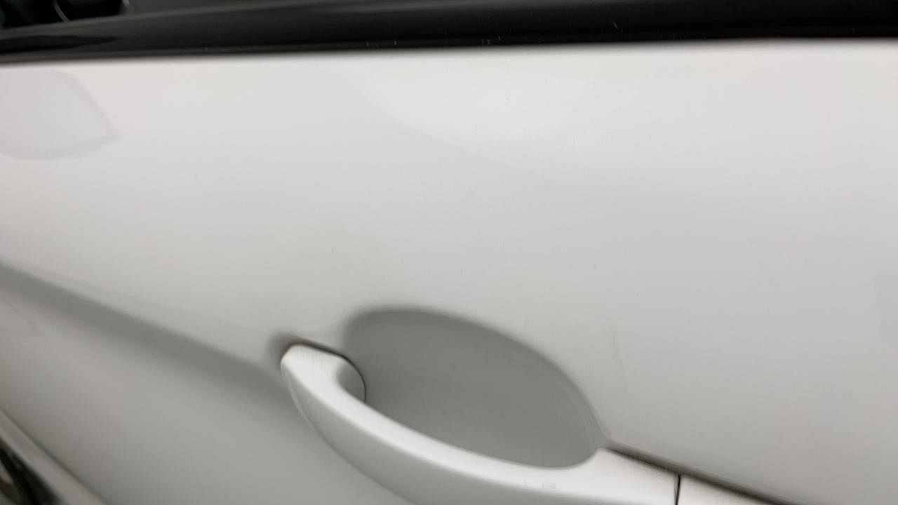 Used 2019 Ford Figo [2019-2021] Titanium AT Petrol Petrol Automatic dents MINOR SCRATCH