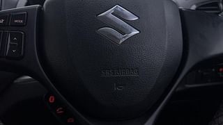 Used 2018 Maruti Suzuki Vitara Brezza [2018-2020] ZDi AMT Diesel Automatic top_features Airbags
