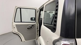 Used 2017 Mahindra Scorpio [2014-2017] S4 Diesel Manual interior LEFT REAR DOOR OPEN VIEW